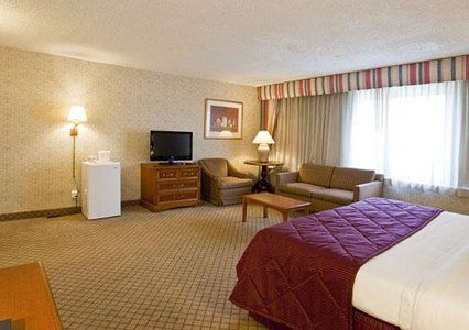 Inn Rodeway Near Melrose Ave