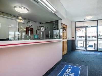 Inn Rodeway Near Melrose Ave Los Angeles