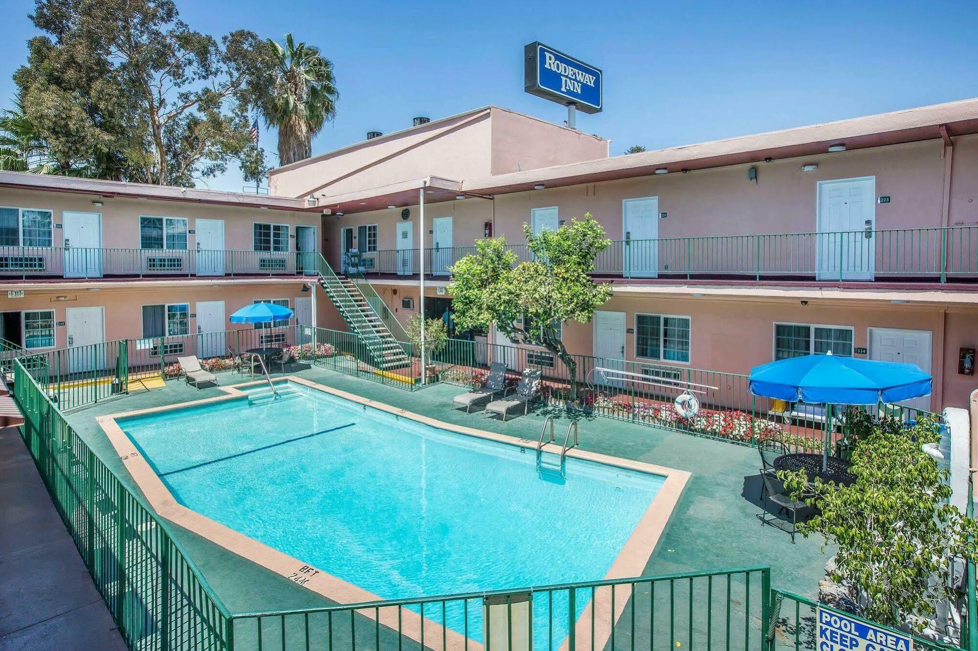 Rodeway Near Melrose Ave Mini-hôtel Los Angeles